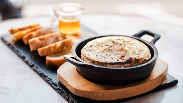 Camembert baked - La Folie