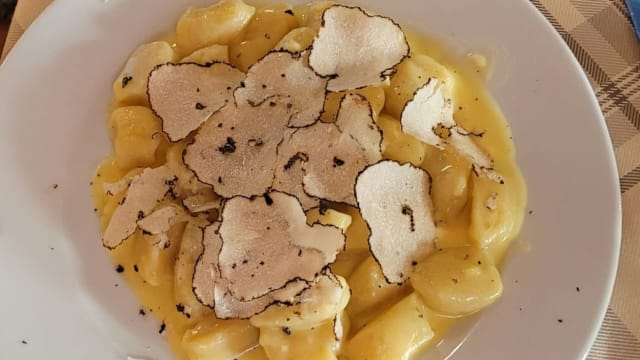 Gnocchi (Ragù Senese – Crema di Pecorino) - Ristorante Pizzeria Il Mulino di Quercegrossa