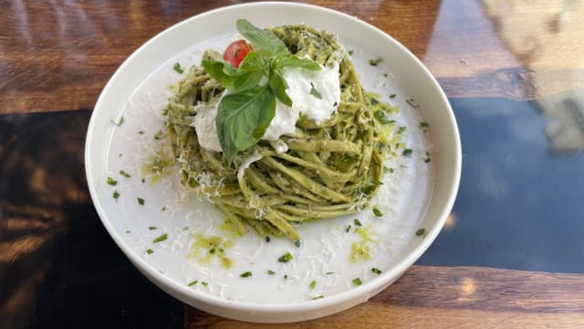 Linguines fraîches al Pesto - Allotrope, Paris