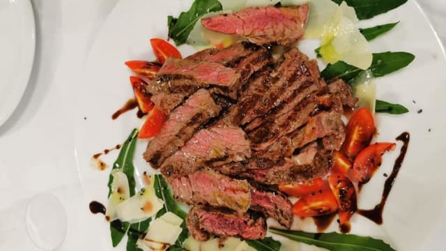 Tagliata di Angus alla griglia - EVO - Gravina in Puglia, Gravina In Puglia