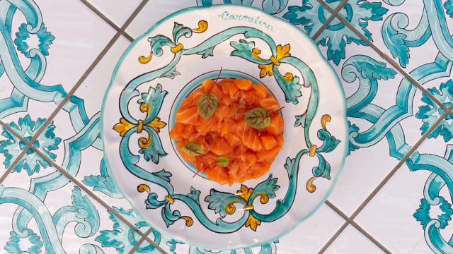 Tartare di salmone*	 - Carmelina Brescia, Brescia