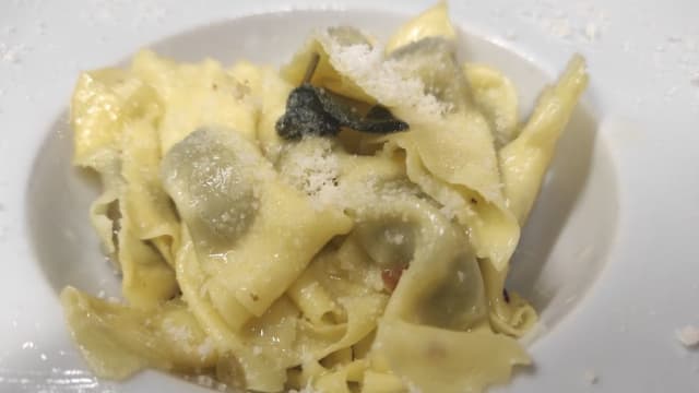 Casoncelli bresciani nostrani al burro e salvia - Vinaccia & Bonzoni