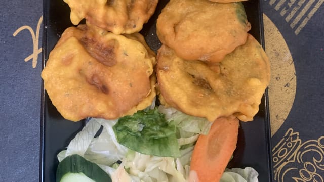 Aloo Pakora - Chez Laxmi