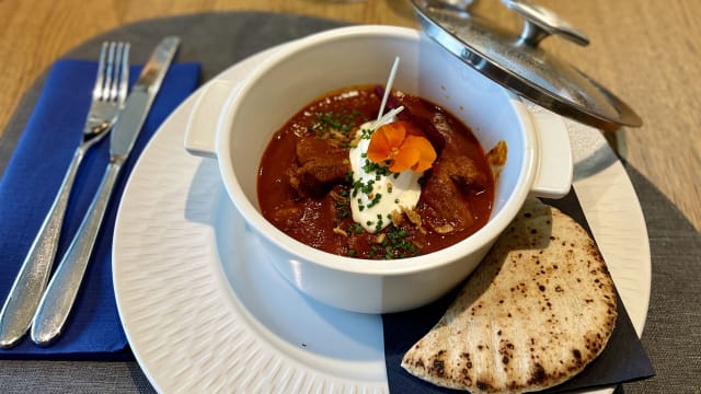 Cocotte de veau façon "vindaloo", curry rouge - L’Atrium Brasserie , Meyrin