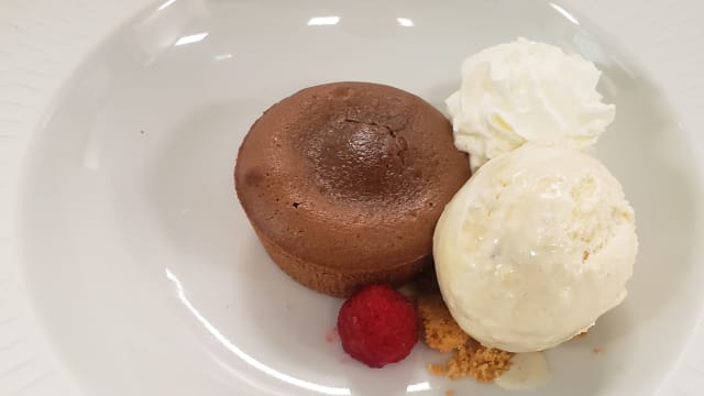 Coulant au chocolat valrhona, glace vanille - L’Atrium Brasserie , Meyrin