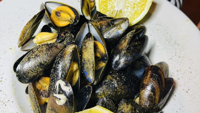 Impepata di cozze - Taverna di mare