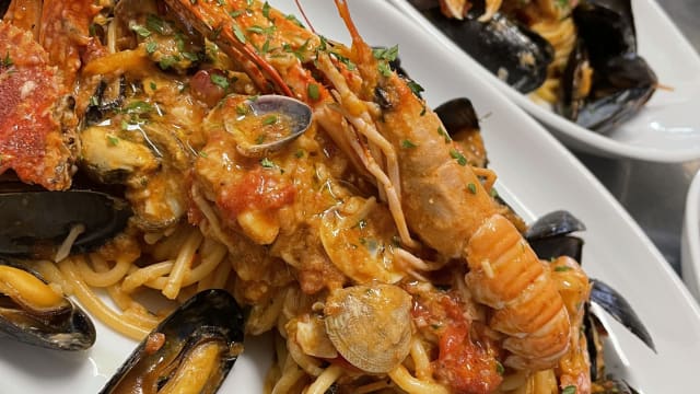 Linguine  allo scoglio  - The Art Restaurant Café