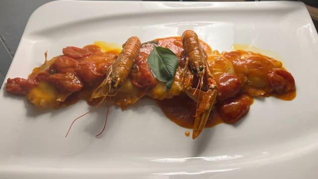 Ravioli Ripieni Bufala Con Ragù Di Scampi - Vanilla Wine&Restaurant, Castellammare Di Stabia