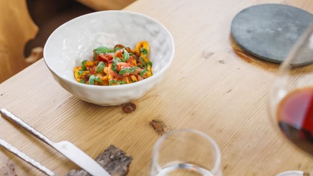 Origini e ricordi - Stua da legn, Alta Cucina Naturale, Livigno