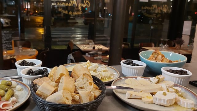 Assiette aux trois fromages au lait cru - Chez maurice, Paris