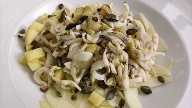 Cuttlefish and green apple salad - Pesce Fuor D'aqa