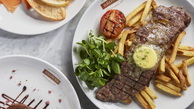 Browns Brasserie & Bar Beaconsfield in Beaconsfield - Restaurant