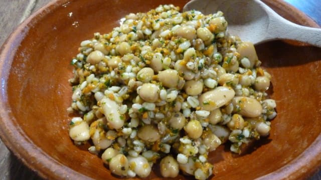 Insalata di Farro e Legumi - Agriturismo San Lorenzo