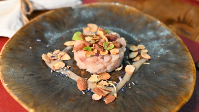 Timballo di ragù di tonno frollato con melanzane e tataki - La Ristobottega, Regcal