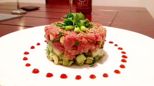 Tartare salmon tuna avocado - Restaurant The Vintage (Sushi and More), Lisbon