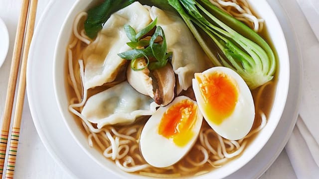 Ramen gyoza vegetable - Restaurant The Vintage (Sushi and More), Lisbon