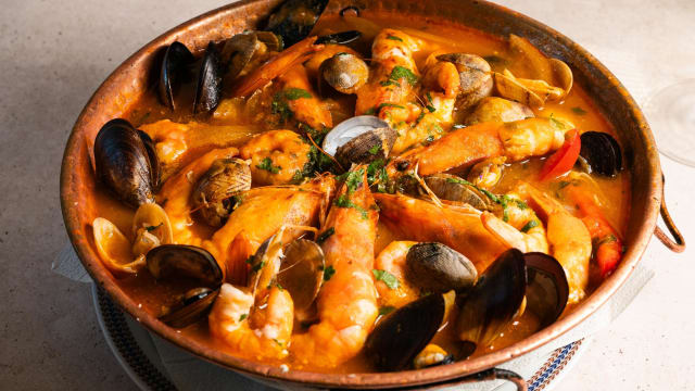 Cataplana Marisco 2 pax  - Alpendre, Lisbon