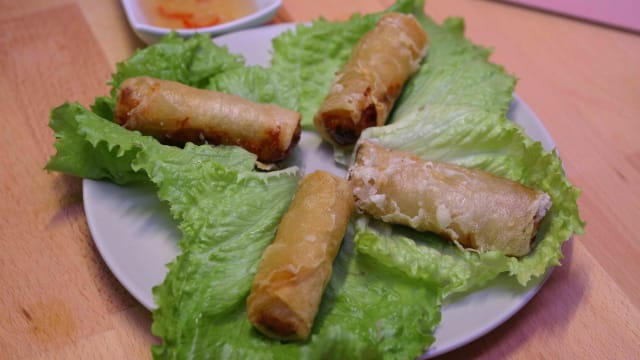 Rouleaux Sam-Si (poulet &légumes) - La Jonque, Lausanne