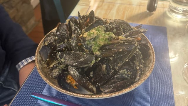 Cozze sabbiate al profumo di limone - IN PARI - Ristorante di Pesce