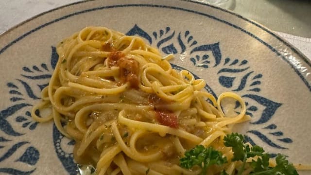 Linguine ai ricci di mare - IN PARI - Ristorante di Pesce