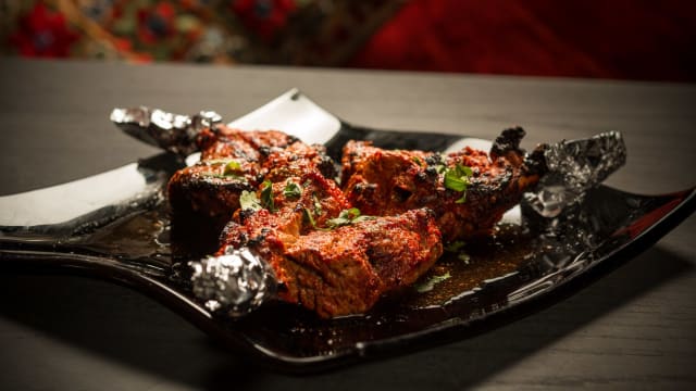 Lamb Chops (+/- 275 gr.) -  - Indiaas Restaurant Mayur, Amsterdam