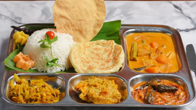 Thali végétarien - Restaurant Du Parc, Montreuil