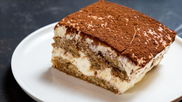 Tiramisù - Quindici Trattoria by Denny Imbroisi