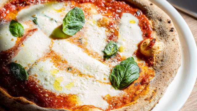 Margherita - Quindici Trattoria by Denny Imbroisi, Paris