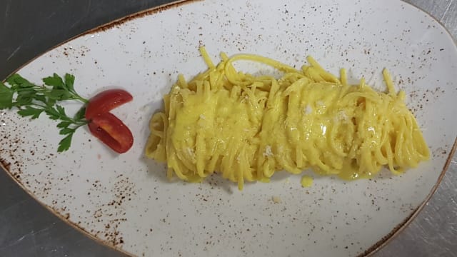 Tagiolini al limone di Sorrento  - Cantina del Sole, Hosteria Napoletana, Naples