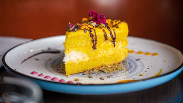 Kesar Malai Cake [Chef special, fusion] [cold] (Contains Egg, No Gelatine) - Atithi Indian Restaurant Rotterdam, Rotterdam