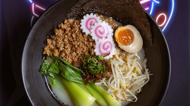 Tantanmen porco - Chopsticks, Lisbon