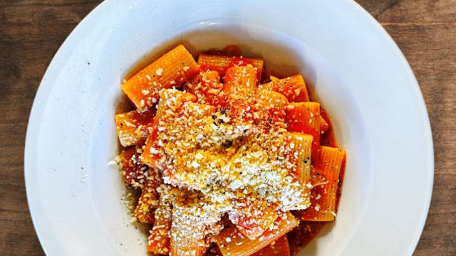 Mezze Maniche alla amatriciana - Mozzico