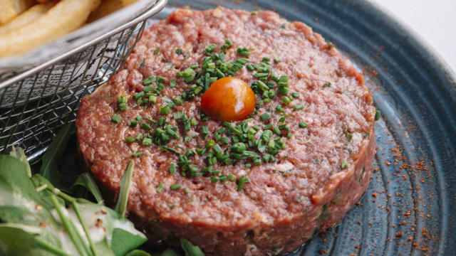 Notre tartare de bœuf 180g - Le Triadou Haussmann, Paris