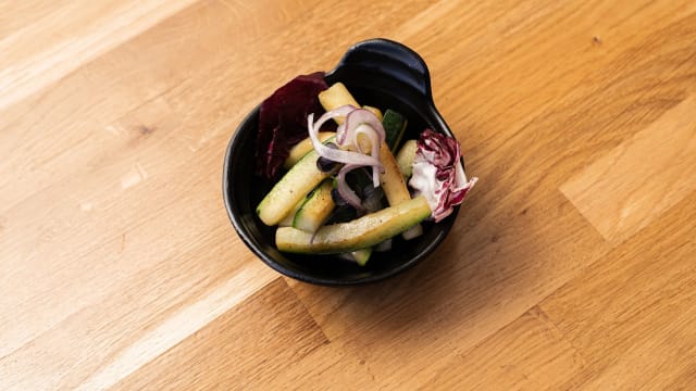 Zucchini Salad Mix - Señor Piña Terraza Gótico, Barcelona