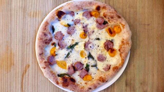 Tomàquet groc i botifarra - Craft Pizza Diagonal