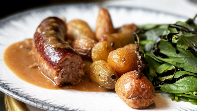 Pavé De Bœuf Sauce Morille, Pomme De Terre Grenaille - Bistrot Alexandre, Paris