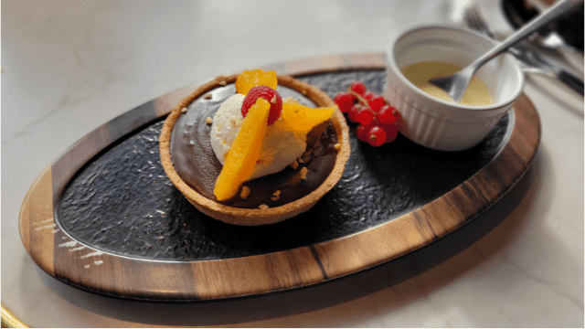 Assiette De Fromages Et Sa Feuille Maraichère - Bistrot Alexandre