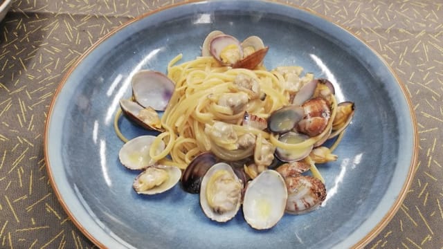 Spaghetti alle vongole - Ristorante Petrucci, Rome