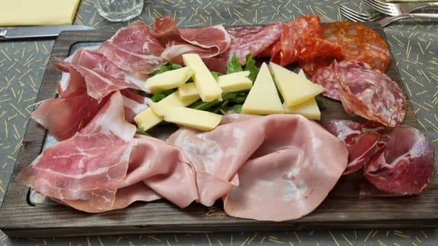 Tagliere di salumi e formaggi DOP - Ristorante Petrucci, Rome