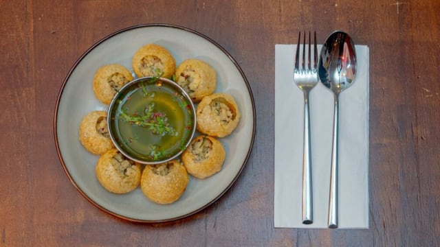 Pani puri (8 pcs)  - Namche Amsterdam, Amsterdam