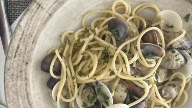  Spaghetti alle vongole - Bagni Stella Marina, Savona