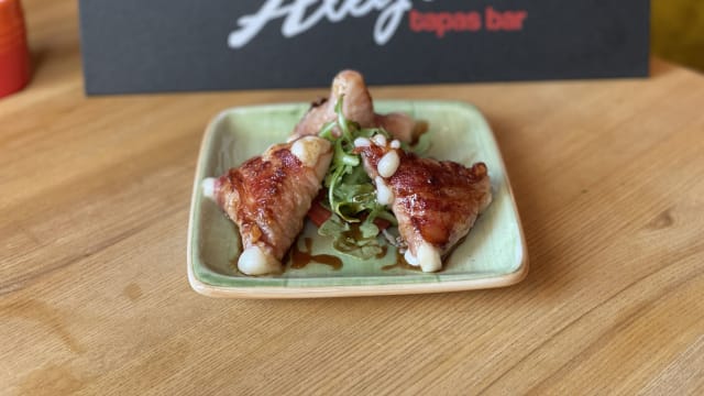 22. Triángulo Andaluz  - Alegria Tapas Bar Vasastan, Stockholm