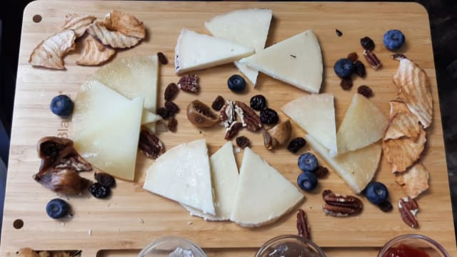 Selezione di pecorini - La Taverna di Fucile, Montepulciano