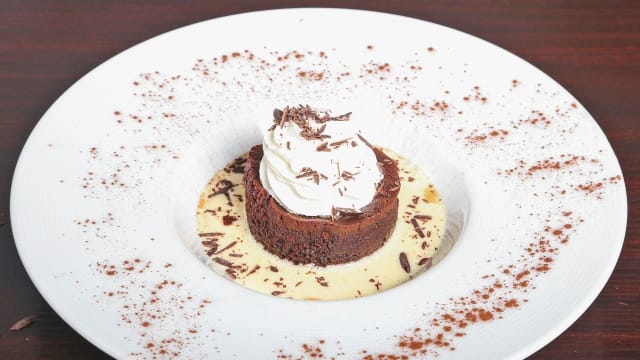 Fondant Chocolat, Crème Anglaise - Zebra Rue de Paris, Maisons-Laffitte