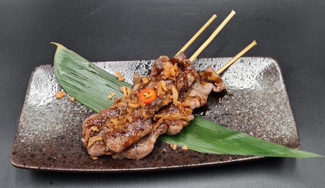 Indo daging satay 3st.  - Keigo, Bussum