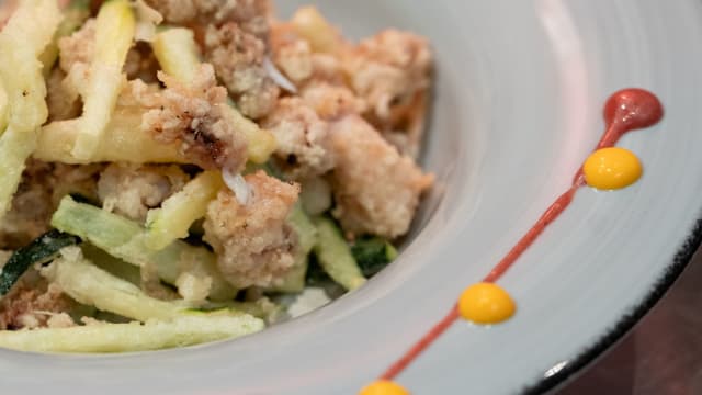 Frittura di moscardini e zucchine alla julienne - Novus Salotto Romano, Rome