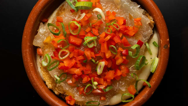 Provoleta con cabello de angel y pimiento encurtido - Devoto, Barcelona