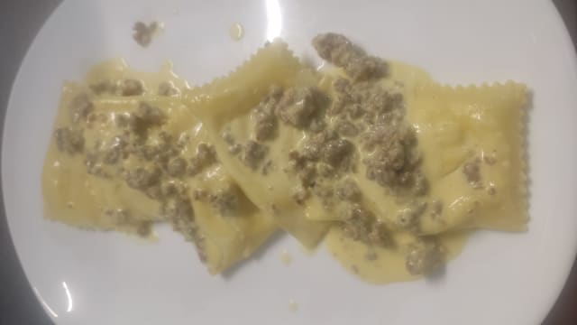 Tortelloni - Osteria Della Serafina