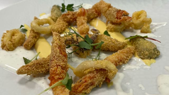 Fried fish, passion fruits mayonnaise and yogurt and lime sauce  - Ostuni Palace - Il Bistrot, Ostuni