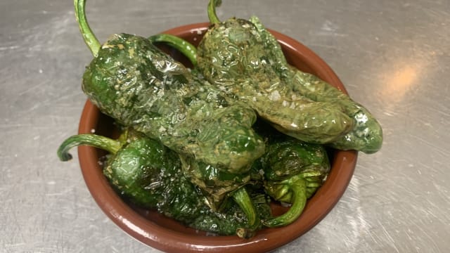 Pimentos de padron - Delirium Café Perpignan, Perpignan